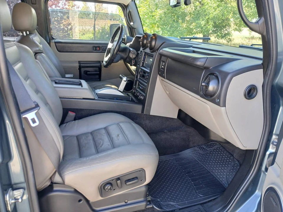 2005 Hummer Hummer H2 - Image 5 of 10