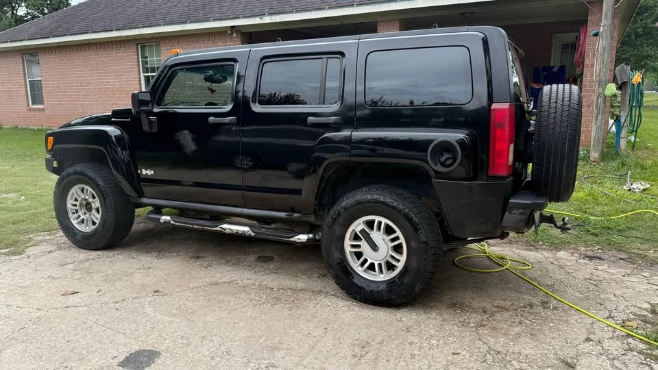 Hummer Hummer H3 - Image 4 of 9