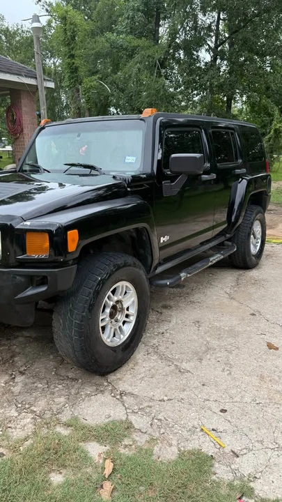 Hummer Hummer H3 - Image 3 of 9