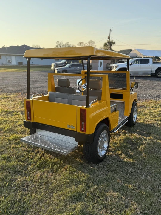 Parts & Memorabilia Golf Carts - Image 25 of 31
