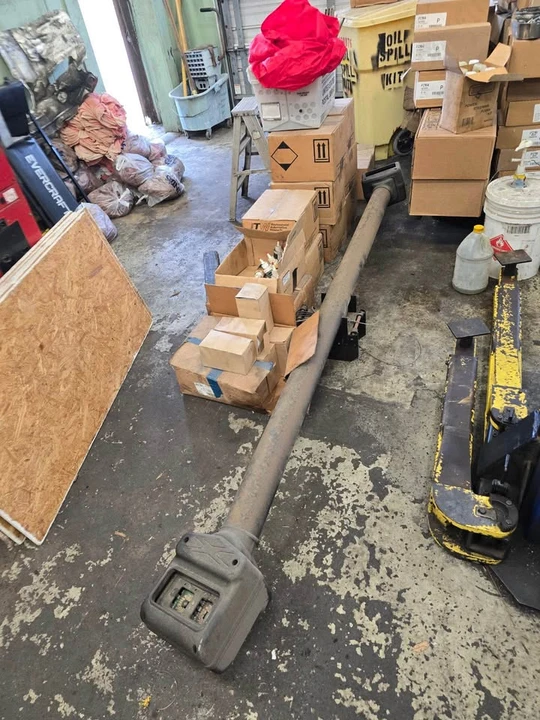Parts & Memorabilia Tools - Image 2 of 3