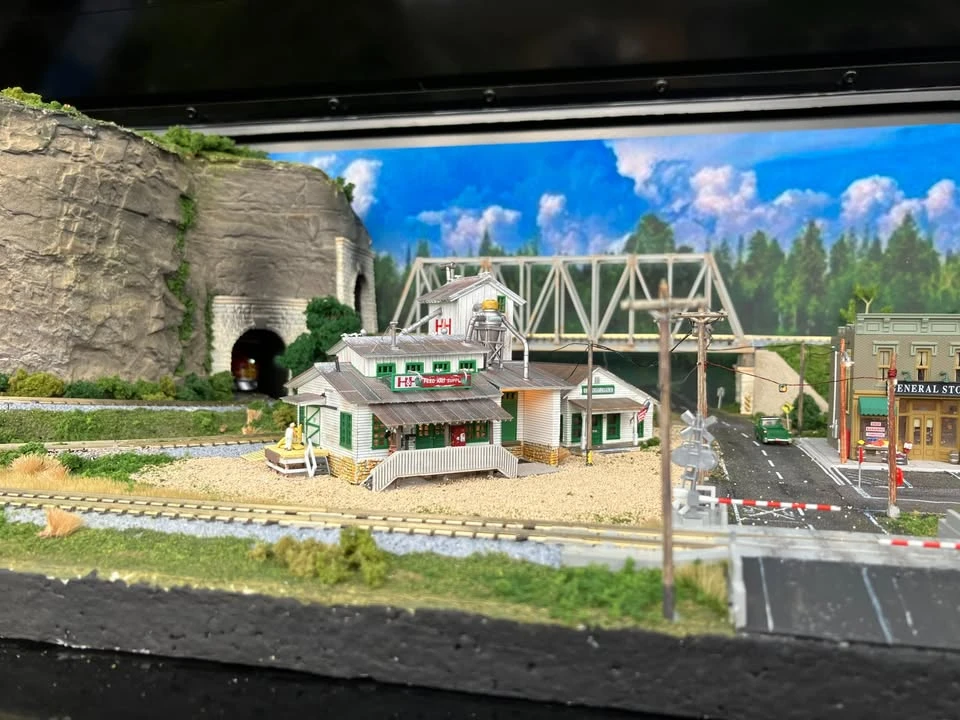Parts & Memorabilia Scale Models - Image 5 of 8