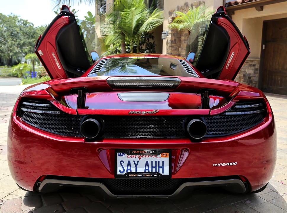 2012 McLaren MP4-12C Spider - Image 5 of 10