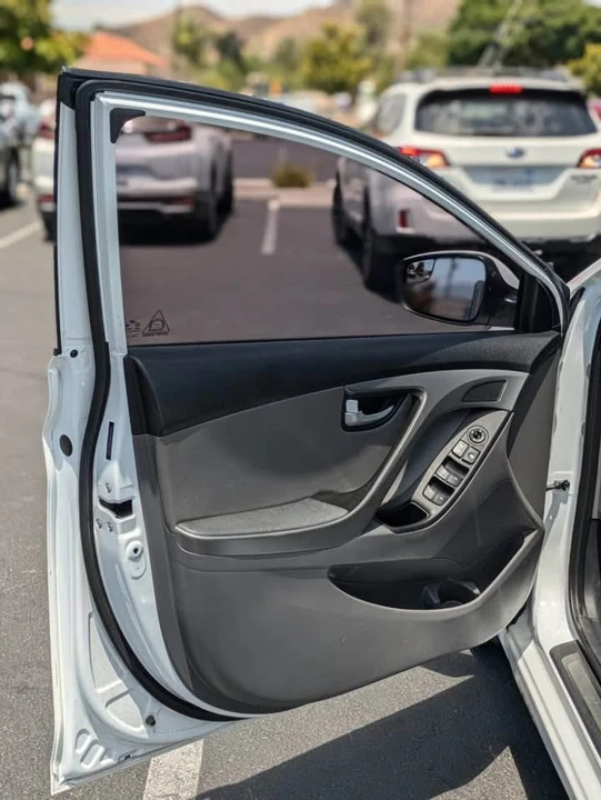 2015 Hyundai Elantra - Image 3 of 10