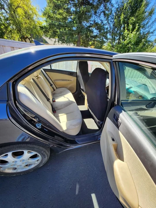 2010 Hyundai Sonata - Image 3 of 9