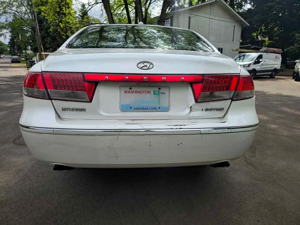 2007 Hyundai Azera - Image 4 of 5