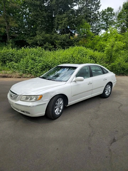 2007 Hyundai Azera - Image 2 of 5