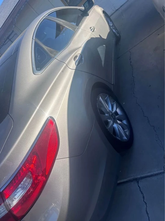 2013 Hyundai Azera - Image 9 of 10