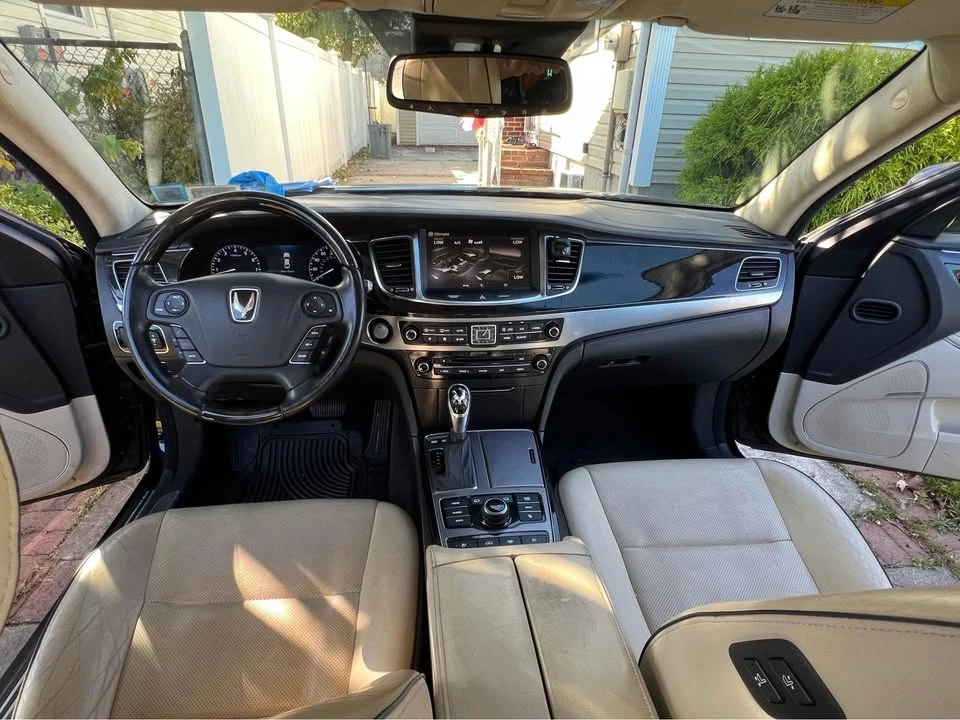 2016 Hyundai Equus - Image 9 of 10