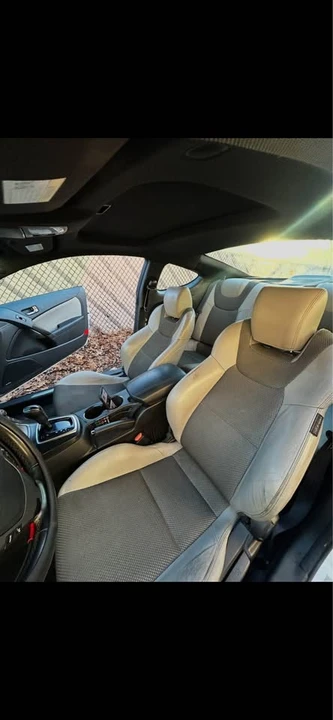 2014 Hyundai Genesis - Image 2 of 7