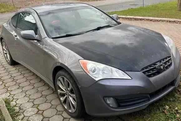 2010 Hyundai Genesis - Image 2 of 7