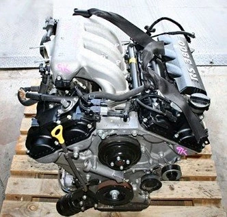 2013 Parts & Memorabilia Engines - Image 2 of 3
