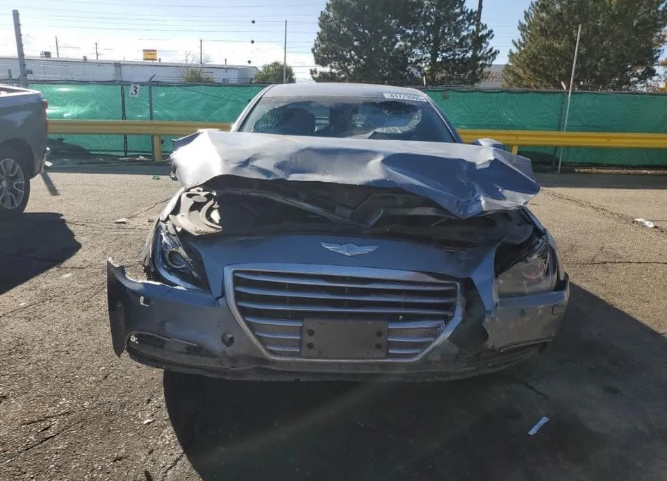 2014 Hyundai Genesis - Image 3 of 10