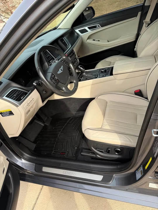 2016 Hyundai Genesis - Image 3 of 9