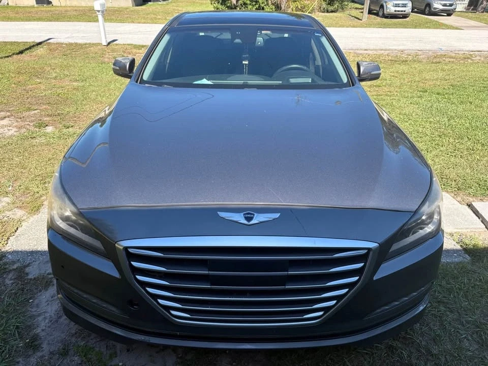 Hyundai Genesis - Image 6 of 7
