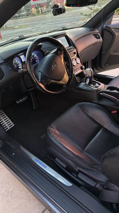 Hyundai Genesis Coupe - Image 5 of 6