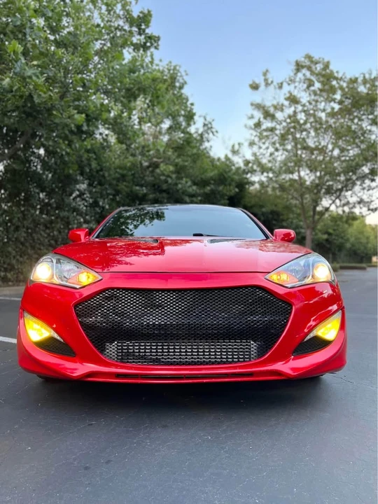 2014 Hyundai Genesis Coupe - Image 2 of 9