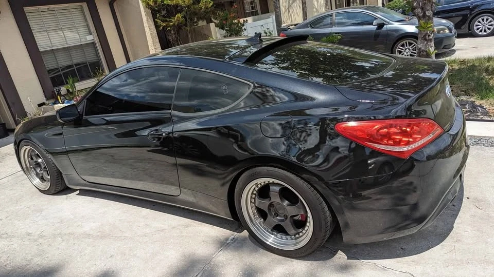 2012 Hyundai Genesis Coupe - Image 2 of 10