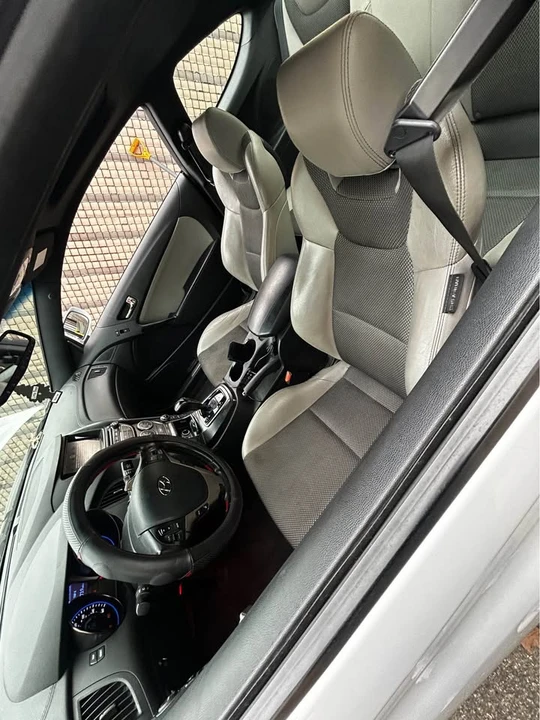 2014 Hyundai Genesis Coupe - Image 6 of 8