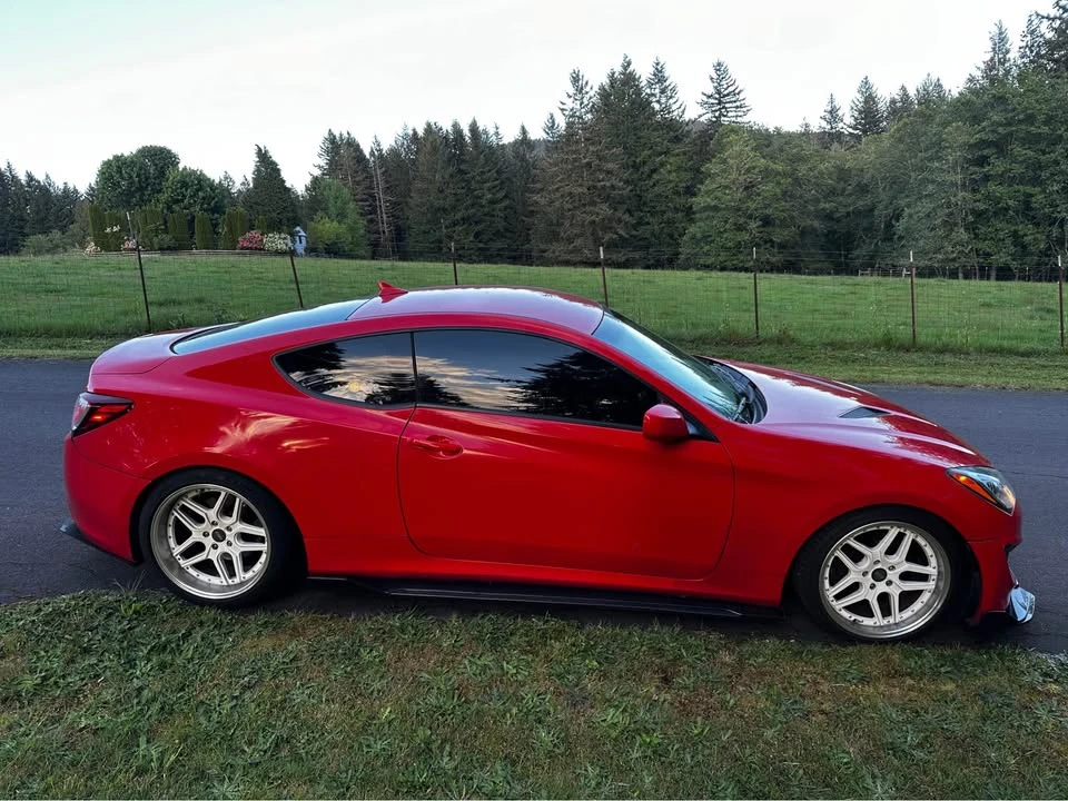2013 Hyundai Genesis Coupe - Image 2 of 7