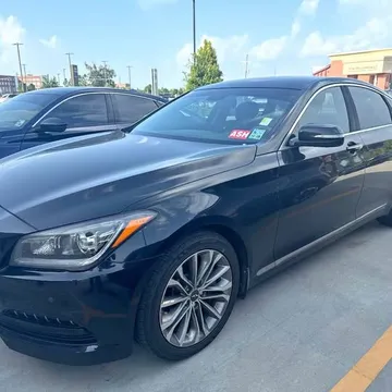 Hyundai Genesis Sedan