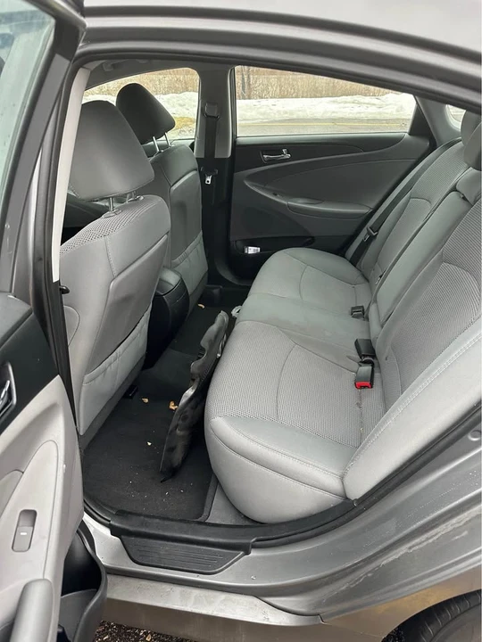2014 Hyundai Sonata - Image 7 of 9