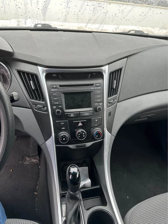 2014 Hyundai Sonata - Image 9 of 9