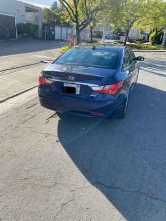 Hyundai Sonata - Image 3 of 12