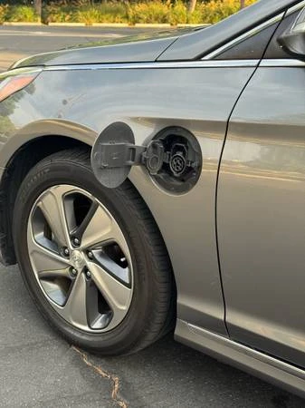 2017 Hyundai Sonata - Image 9 of 21