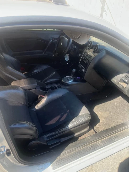 2008 Hyundai Tiburon - Image 3 of 5