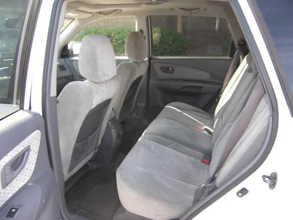 2005 Hyundai Tucson - Image 8 of 10