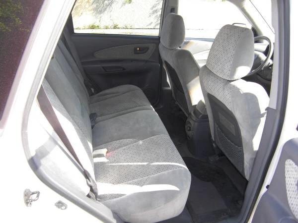 2005 Hyundai Tucson - Image 7 of 10