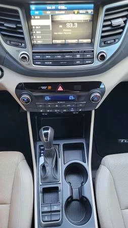2017 Hyundai Tucson - Image 8 of 13