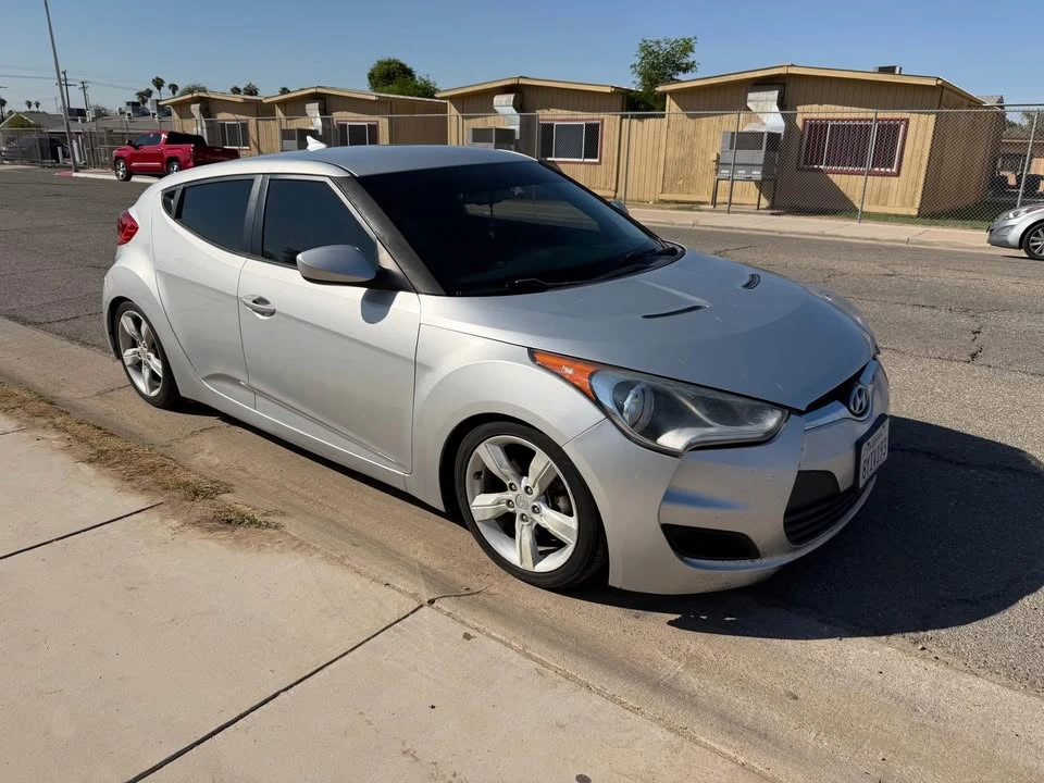 2014 Hyundai Veloster - Image 3 of 5