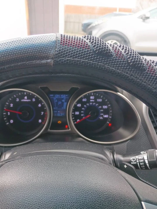 Hyundai Veloster - Image 8 of 8