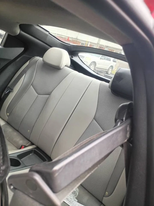 Hyundai Veloster - Image 3 of 8
