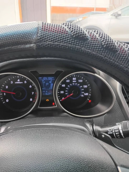 Hyundai Veloster - Image 7 of 8