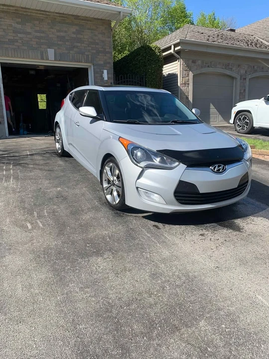 2015 Hyundai Veloster - Image 4 of 10