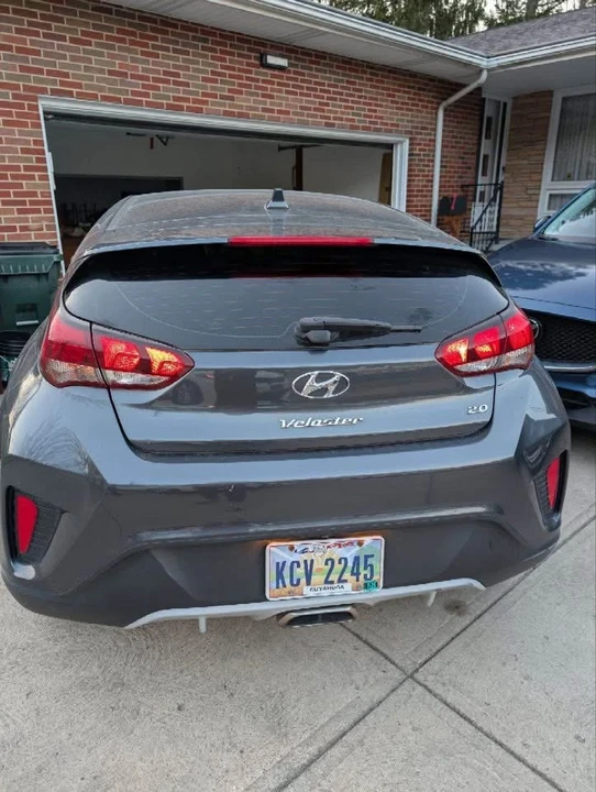 2020 Hyundai Veloster - Image 2 of 4