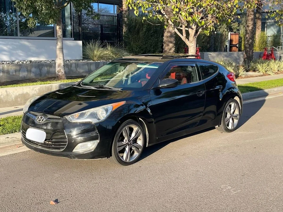 2013 Hyundai Veloster - Image 7 of 24