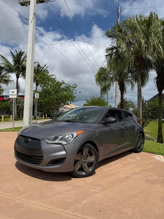 2013 Hyundai Veloster - Image 3 of 8