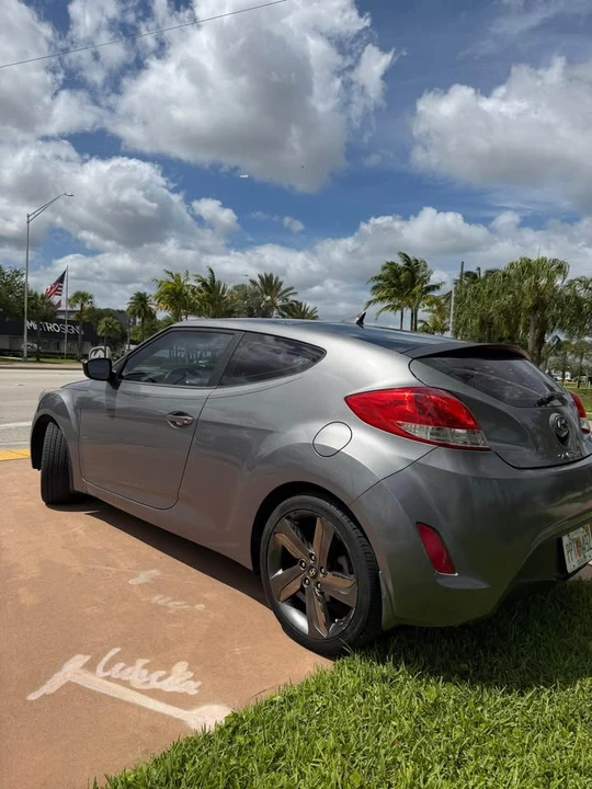 2013 Hyundai Veloster - Image 8 of 8