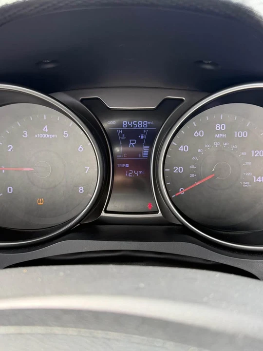 2013 Hyundai Veloster - Image 6 of 8