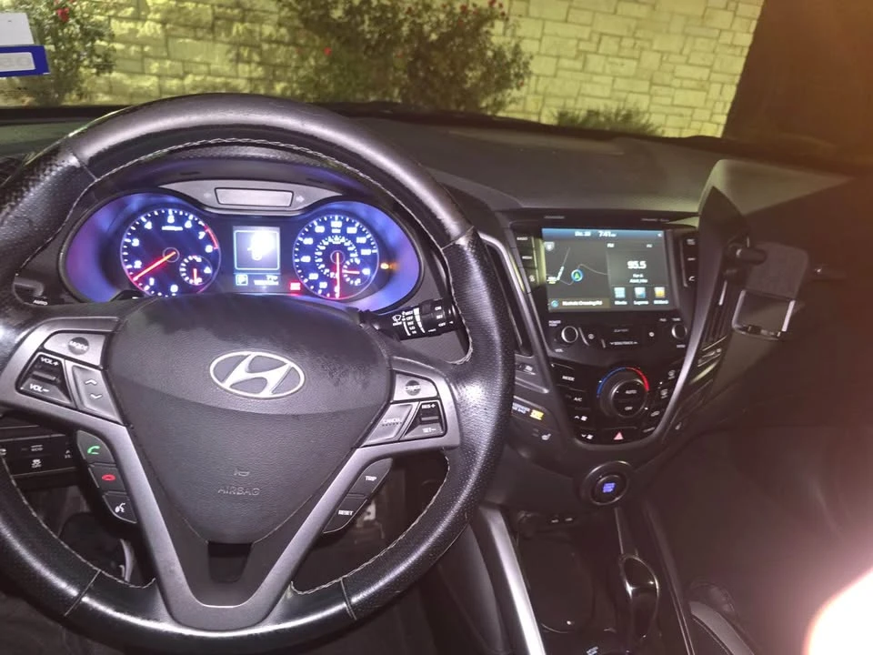 2012 Hyundai Veloster - Image 5 of 7