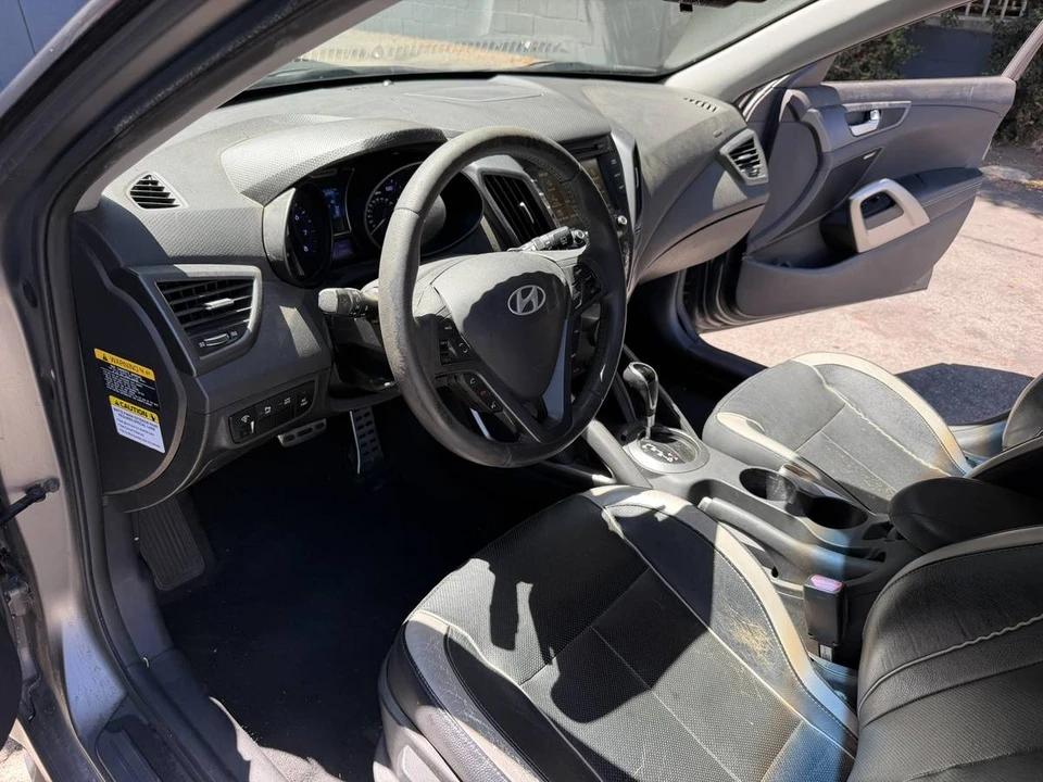 2013 Hyundai Veloster - Image 7 of 8