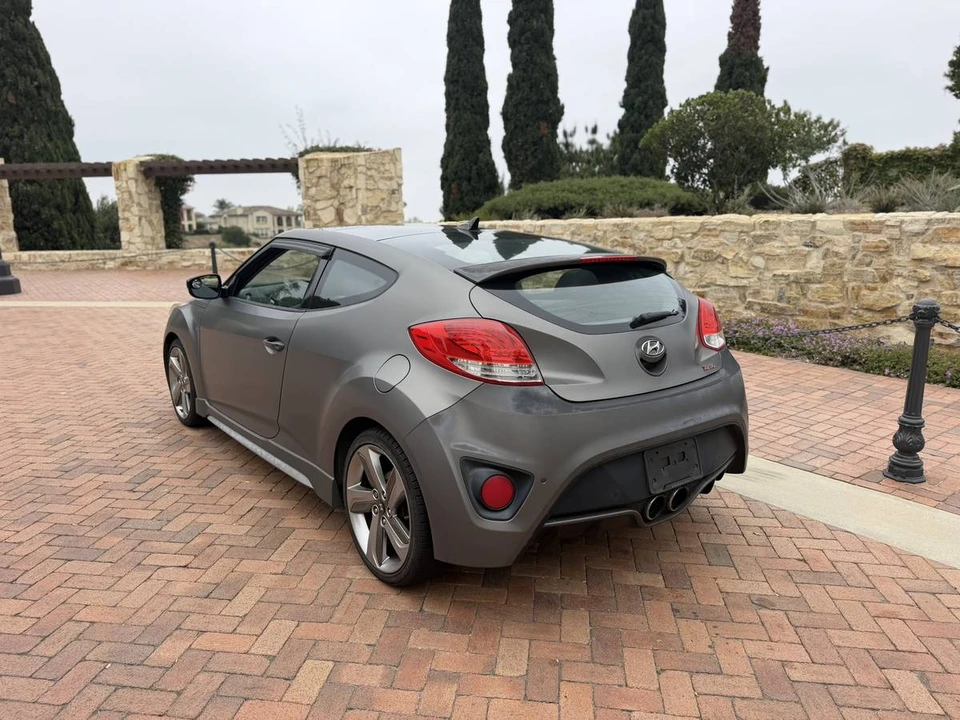2013 Hyundai Veloster - Image 8 of 24