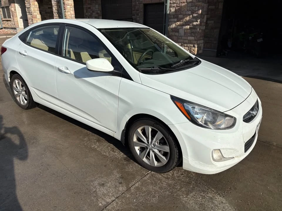 2012 Hyundai Accent - Image 2 of 7
