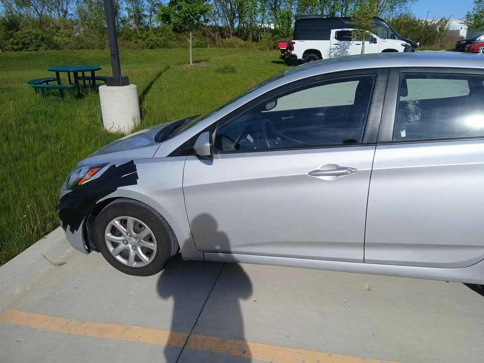 2014 Hyundai Accent - Image 6 of 10