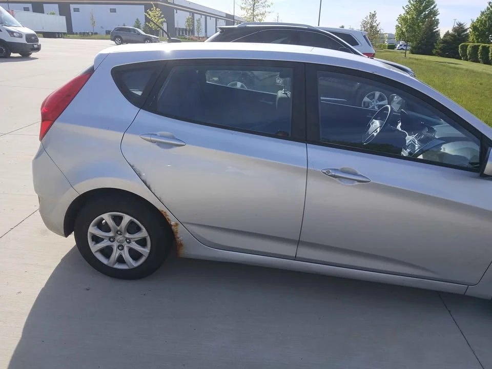 2014 Hyundai Accent - Image 4 of 10