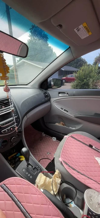 2017 Hyundai Accent - Image 9 of 10